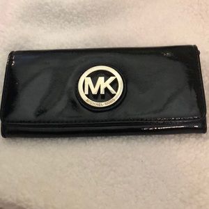MICHAEL KORS black patent leather wallet